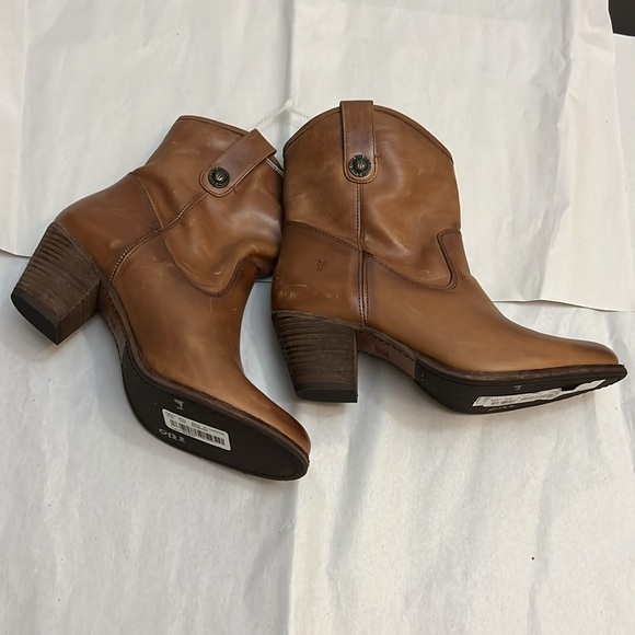 Frye Jackie Button Short Leather Western Mid Boots - Picture 6 of 16